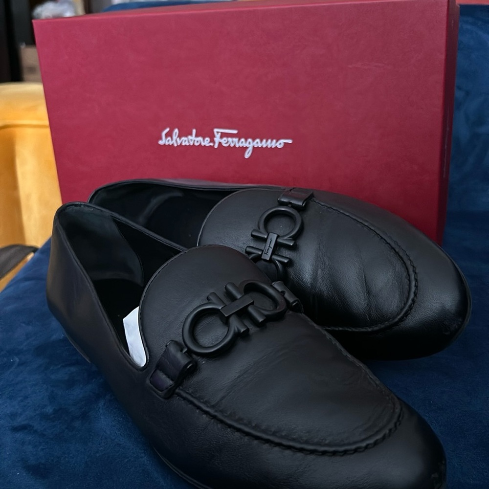 Ferragamo Trifoglio Leather Loafers